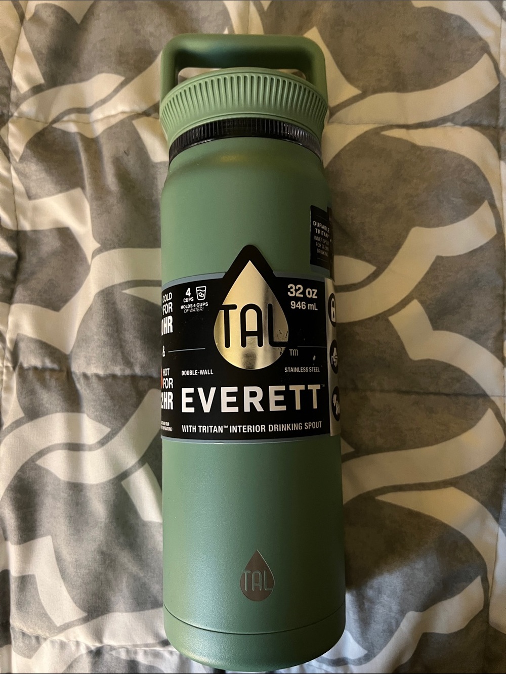TAL Everett 32 oz Insulated Water Bottle - Green